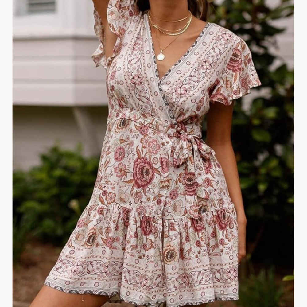 Small Wrap Dress New w/Tags Boho Floral Beach Ruffle Print Botanical Country